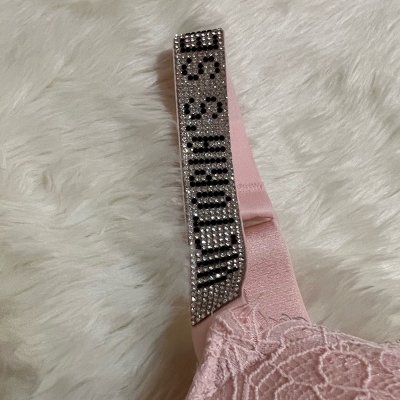 Victoria’s Secret Lingerie Lace Rhinestone set - Picture 4 of 5